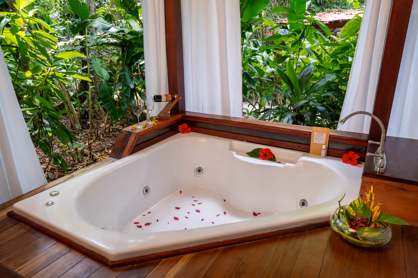 Junior Suite private terrace with jacuzzi overlooking the rainforest