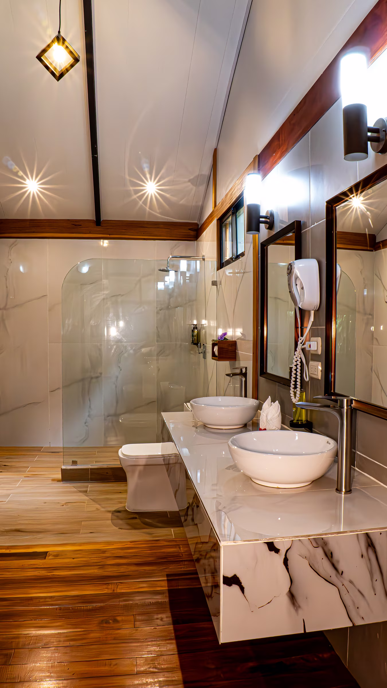 Bungalow Suite — photo 9