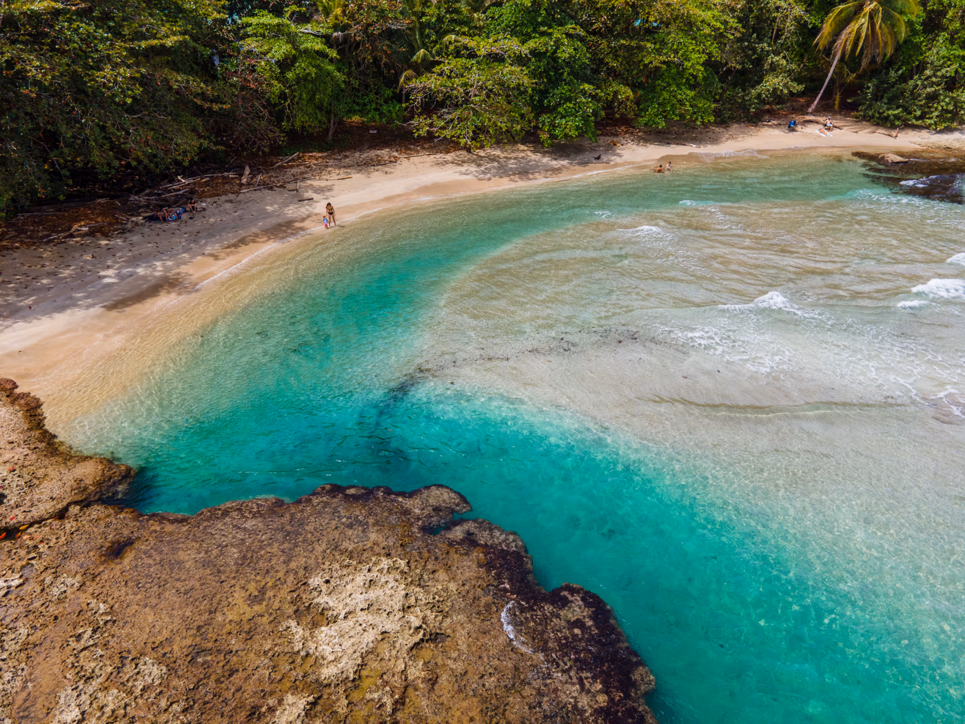 Turquoise Caribbean waters at Playa Cala near Namuwoki Lodge