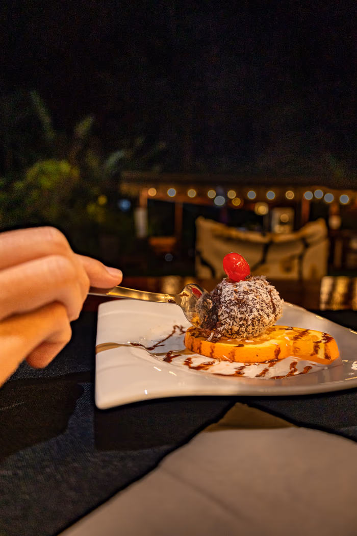 Sustainable dining at Namuwoki Lodge restaurant